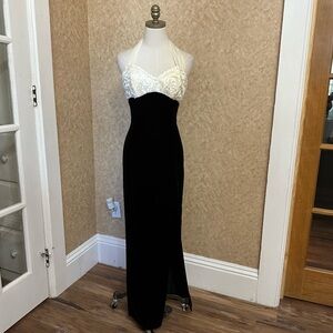 VTG Y2K 90s Black & White Velvet Halter Ribbon Empire Waist Prom Formal Dress